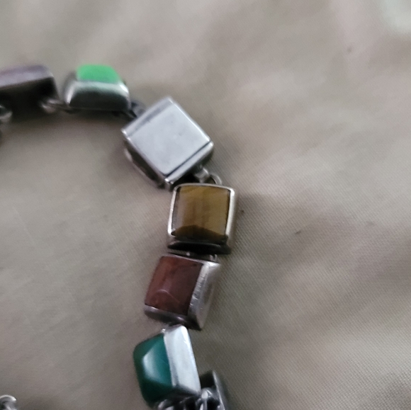Multi Stone bracelet - Picture 4 of 4